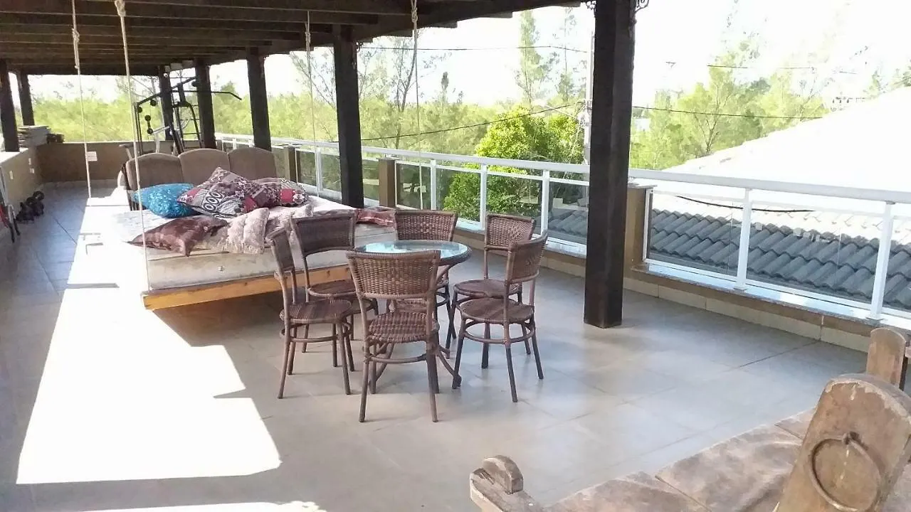 Airport Pousada Cabo Frio Värdshus